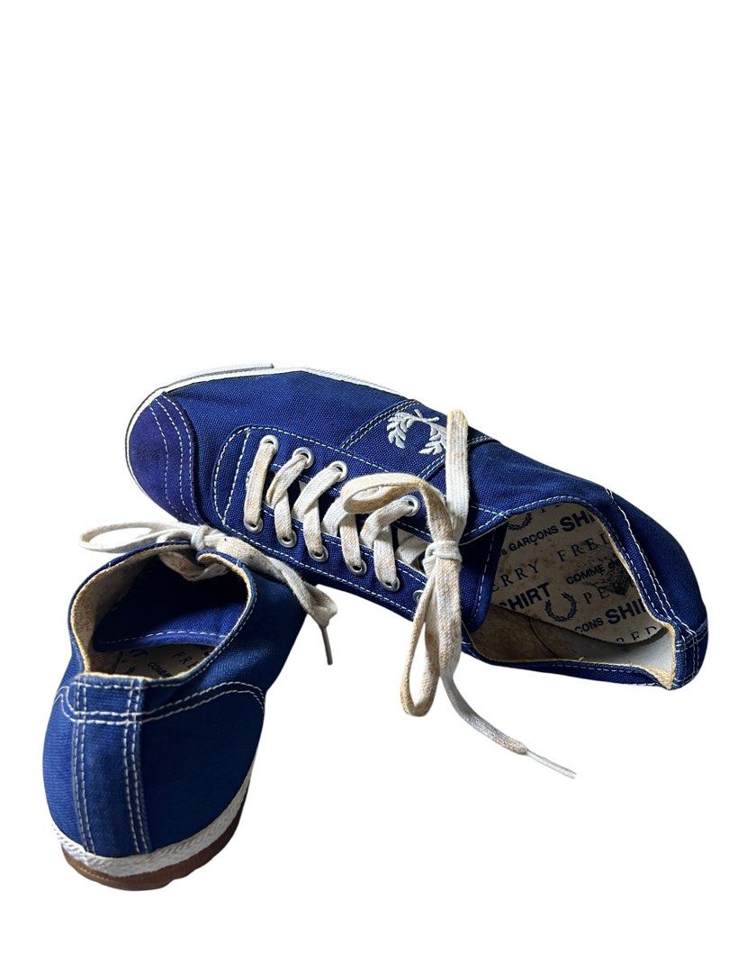 FRED PERRY & COMMES DE GARCON LOW TOP CASUAL SHOE (Category: Casual Shoes) located in Las Pinas. Submitted by greedythrifterz (Listing ID 1461895441, Image 3). Description: FRED PERRY & COMMES DE GARCON LOW TOP CASUAL SHOE SIZE- EU 41, USA 8 NO ISSUE, VERY GOOD CONDITION, FREESHIP AND NEGOTIABLE .