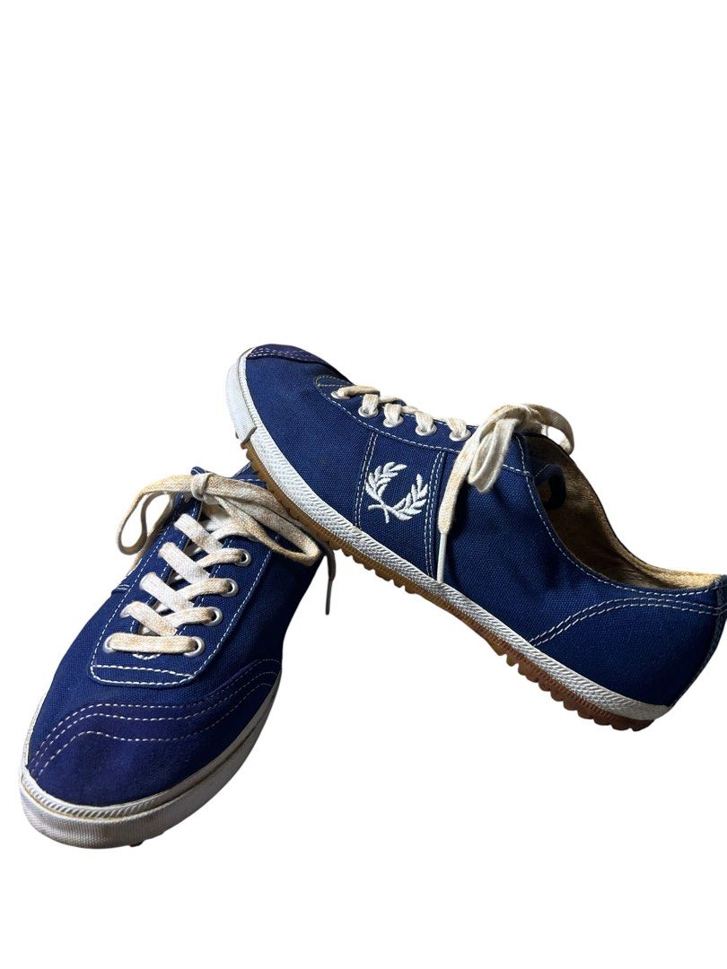 FRED PERRY & COMMES DE GARCON LOW TOP CASUAL SHOE (Category: Casual Shoes) located in Las Pinas. Submitted by greedythrifterz (Listing ID 1461895441, Image 1). Description: FRED PERRY & COMMES DE GARCON LOW TOP CASUAL SHOE SIZE- EU 41, USA 8 NO ISSUE, VERY GOOD CONDITION, FREESHIP AND NEGOTIABLE .