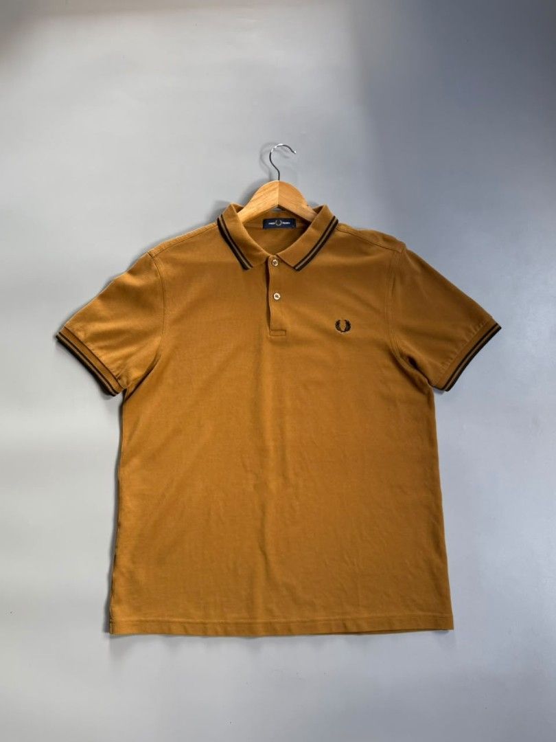 FRED PERRY POLO (Category: Tshirts & Polo Shirts ) located in Isulan. Submitted by rbtcllctn08 (Listing ID 1461968171, Image 1). Description: large 20.5x26.5 Excellent Condition.