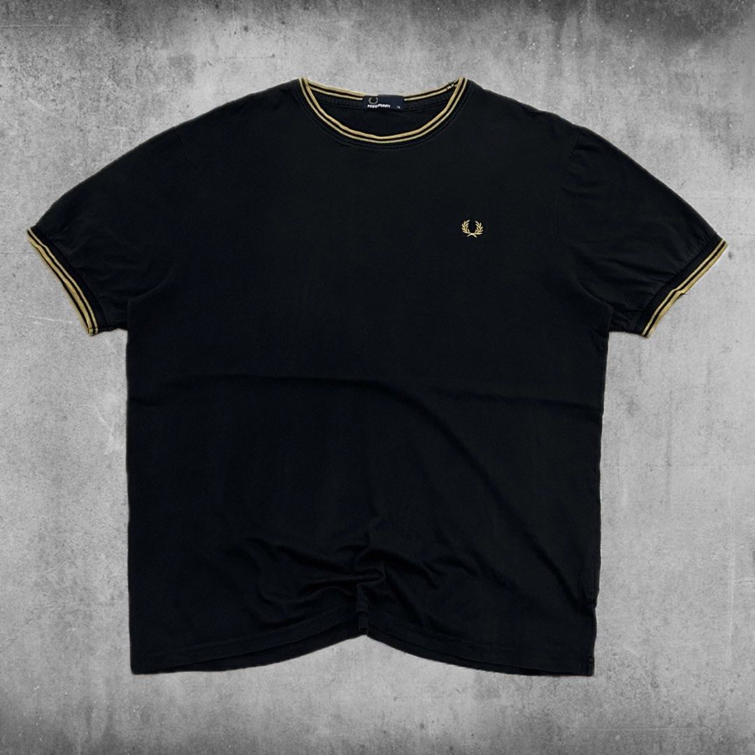 Fred Perry Twin Tipped Shirt (Category: Tshirts & Polo Shirts ) located in Angeles City. Submitted by 5am.collective (Listing ID 1461893727, Image 1). Description: Fred Perry Twin Tipped Shirt Fits Large Width 22.5 Length 27.5 PHP 699 Excellent Condition💙 5AM Collective .