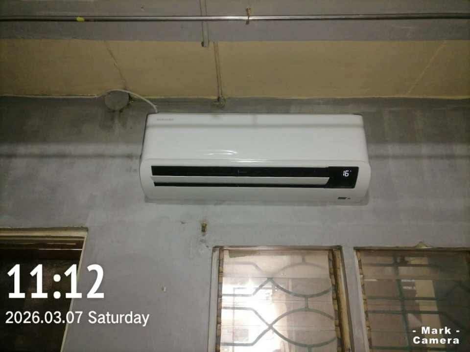 Free Installation Samsung New Model with Wi-Fi (Category: Air Conditioning and Heating) located in Quezon City. Submitted by ygayairconditioning_32 (Listing ID 1461876803, Image 3). Description: Lowest price guarantee 👍 💯% Brand New & Factory Sealed Complete Warranty & Official Receipt 🧾Free Installation ❗️❗️❗️ Samsung New Model With WiFi 1.0HP - AR50H10DIEHNTC - 25,000 1.5HP - AR50H13DIEHNTC - 28,000 2.0HP - AR50H18DIEHNTC - 34,000 2.5HP - AR