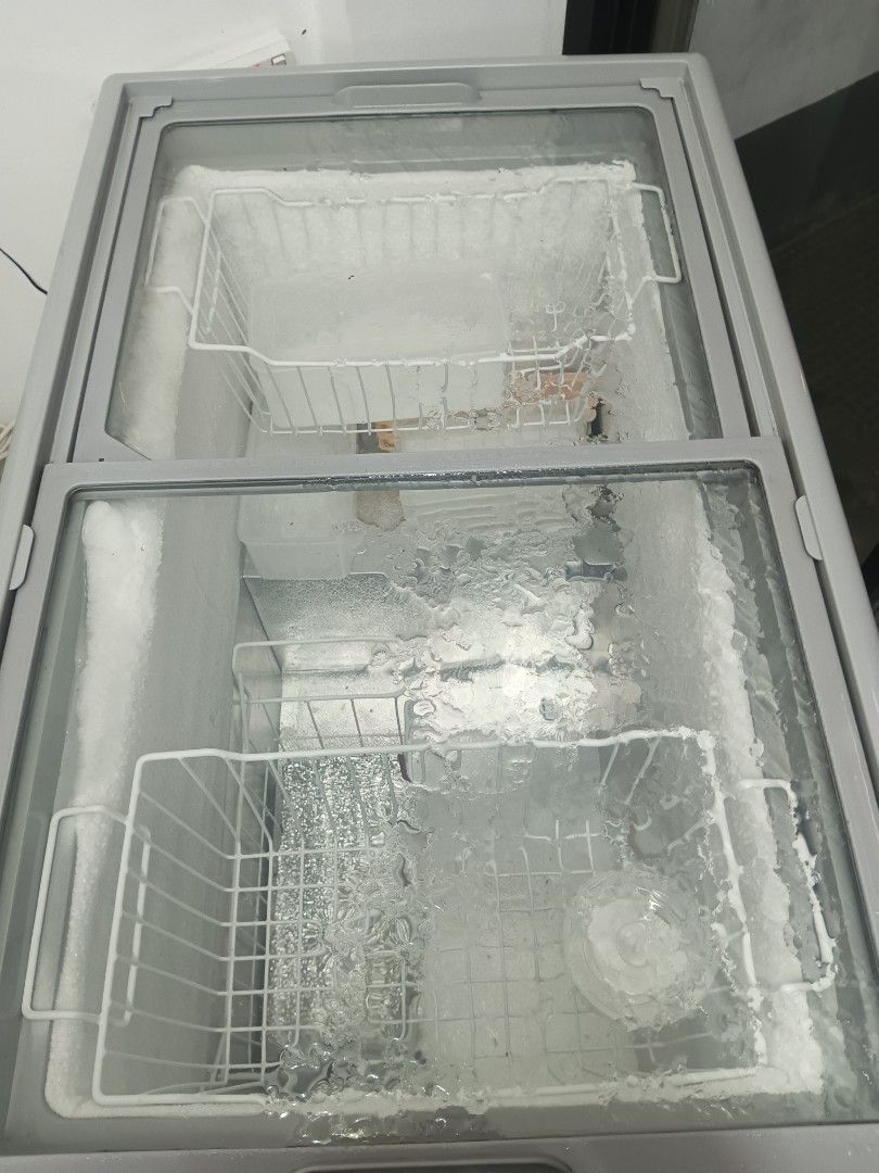 Fujidenzo Chest Freezer 7cu ft (Category: Refrigerators and Freezers) located in Manila. Submitted by iamchibe (Listing ID 1461815150, Image 3). Description: .