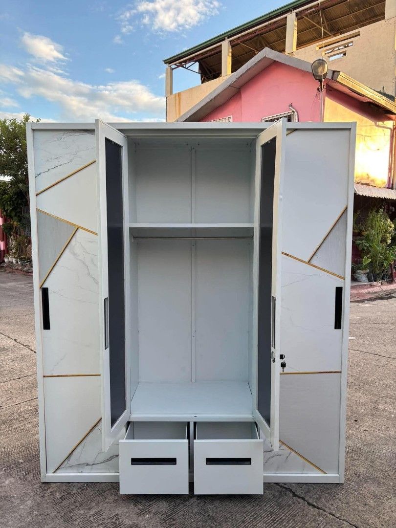 Full Metal cabinet (Category: Shelves, Cabinets & Racks) located in Manila. Submitted by joydolor (Listing ID 1461932197, Image 2). Description: Full Metal cabinet.