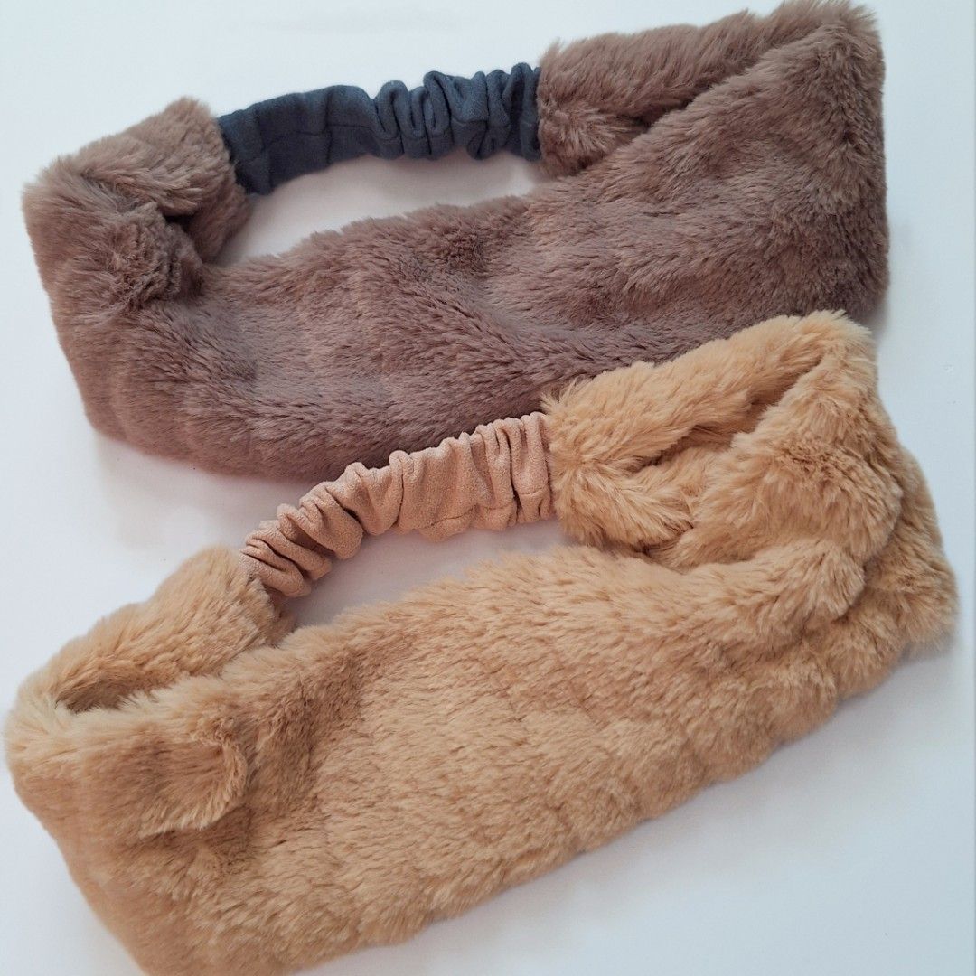 Fur Headbands (Category: Hair Accessories) located in Tarlac. Submitted by brownbasket (Listing ID 1461955710, Image 2). Description: Price + Sf MOP: Gcash | MariBank MOD: J&T.