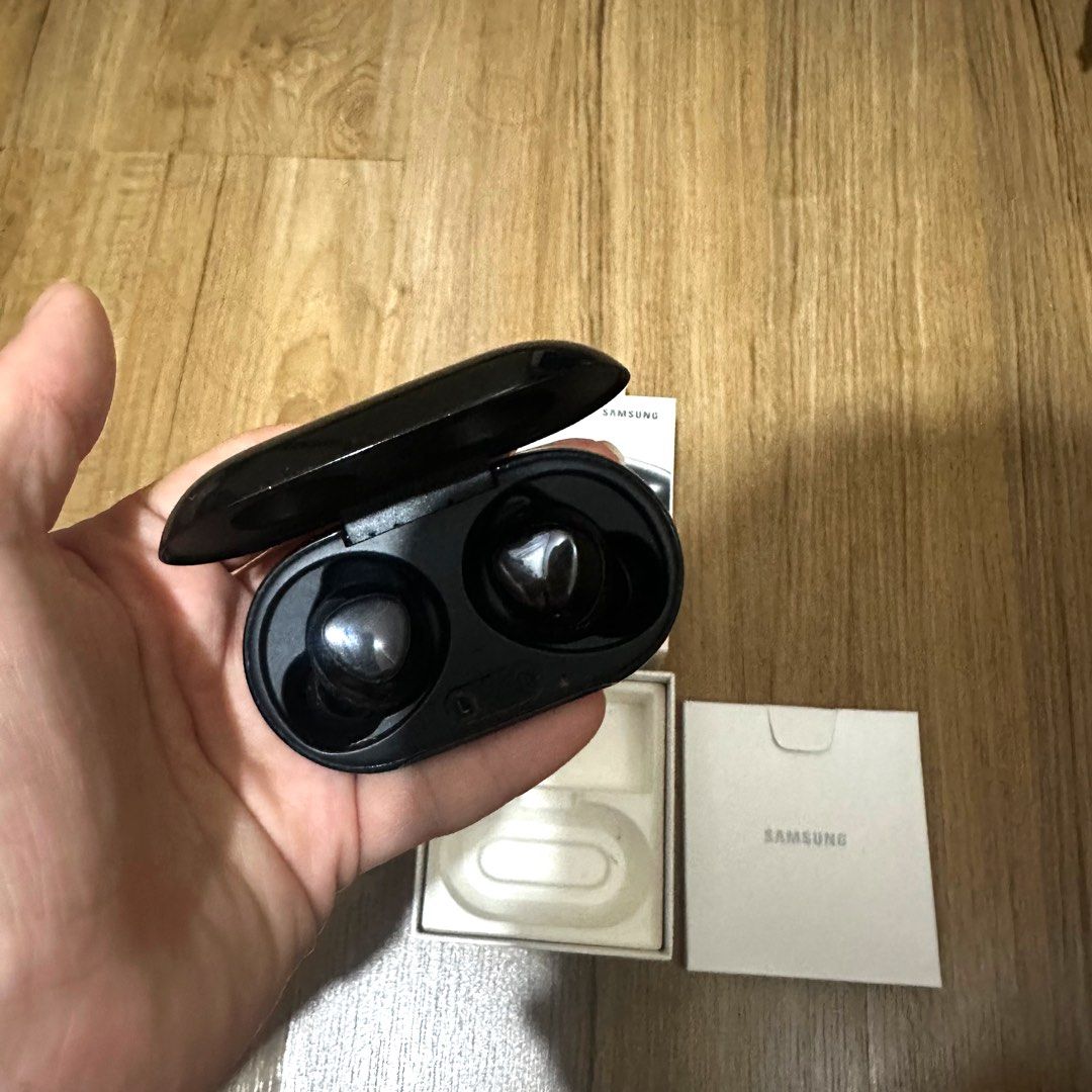 Galaxy Buds+ Plus (Category: Earphones) located in Pasig City. Submitted by funkypeach (Listing ID 1461847470, Image 2). Description: Galaxy buds+ for sale. Color is black. Bought in 2020. Still in great working condition. Good battery life. Comes with box, but no accessories RFS Decluttering MOP Gcash Buyer shoulders shipping .
