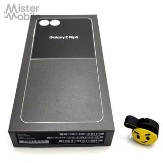 Samsung Z Fold/Flip 8 BNIB Collection item 2