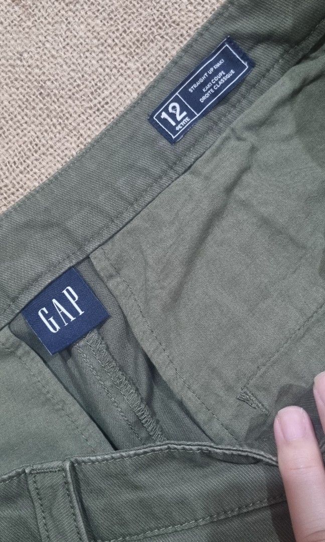 Gap khaki pants (Category: Other Bottoms) located in San Jose del Monte. Submitted by angelsnest (Listing ID 1461877923, Image 3). Description: Like new army green straight up khaki not stretchable size 12 petite, 18" width (medida sizing) padala from Japan rfs: doesn't fit me Gcash, Maya, Bank transfer.