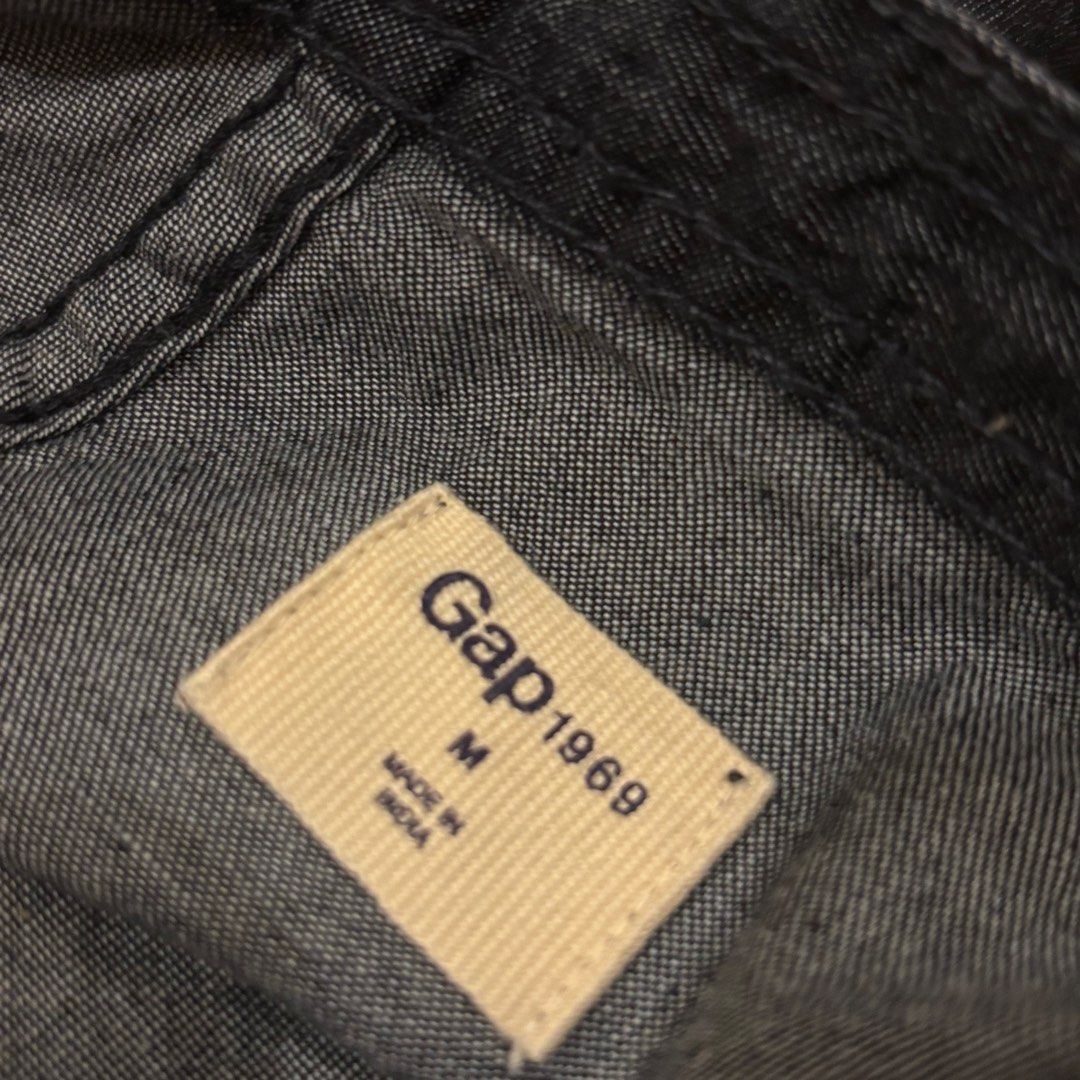 GAP Denim Wrap Skirt (Category: Skirts) located in Marikina City. Submitted by holymollyz (Listing ID 1461978641, Image 3). Description: .