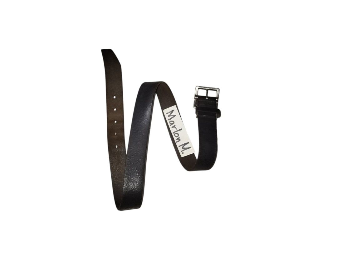 Genuine Leather Belt size 31 to 35 (Category: Belts) located in Manila. Submitted by marlonmuncada_picker05 (Listing ID 1461990266, Image 1). Description: 📍350 + SF GENUINE LEATHER BELT SIZE 31 - 35 ✅GENUINE LEATHER ✅WELL USED CONDITION ✅39 ½ INCHES TIP TO TIP ✅WIDTH 1 ½ " ✅DURABLE ✅SIGN OF USAGE ✅MOP : GCASH ✅MOD : LALAMOVE / J&T ❌NO COD ❌ COP ❌ VIA LBC.