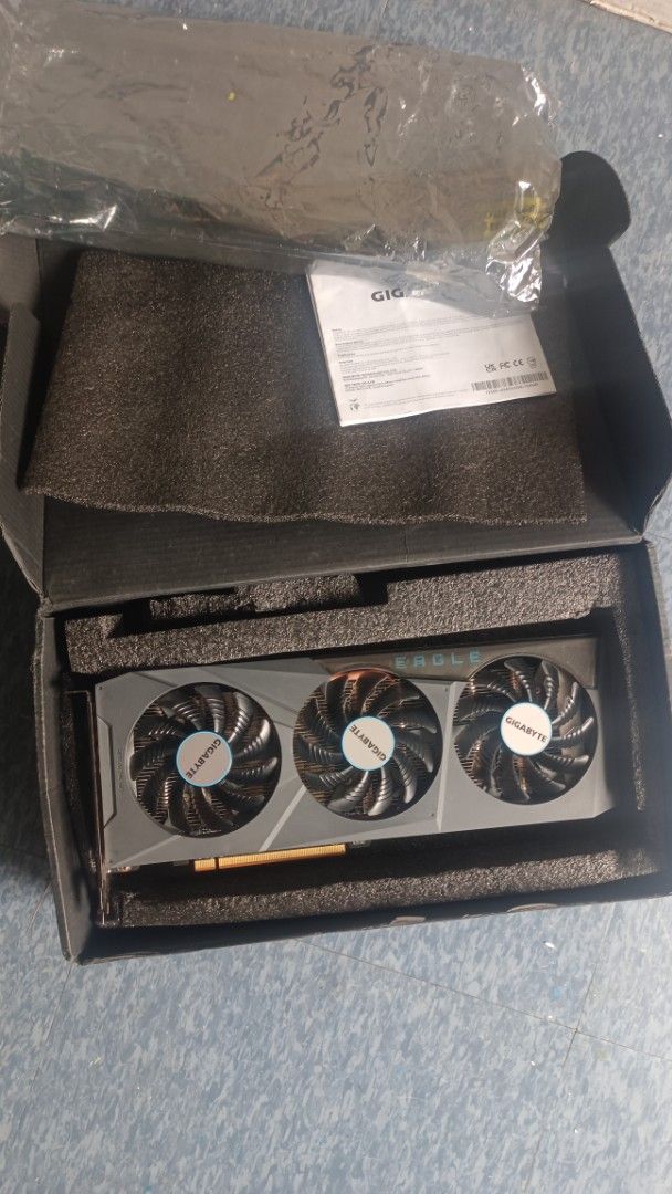 Gigabyte Radeon RX 6650 XT Eagle OC Graphics Card (Category: Computer Parts) located in Manila. Submitted by puredeer_53ad7f (Listing ID 1461903289, Image 1). Description: - Gigabyte Radeon RX 6650 XT Eagle OC - Powerful triple fan design for superior cooling - Ample display outputs for multiple monitors - Comes with original packaging and foam inserts - Ready to enhance your gaming rig! -NEGOTIABLE -PASSED OCCT VRAM&FURMARK -CAN VIDEO CALL -MEET