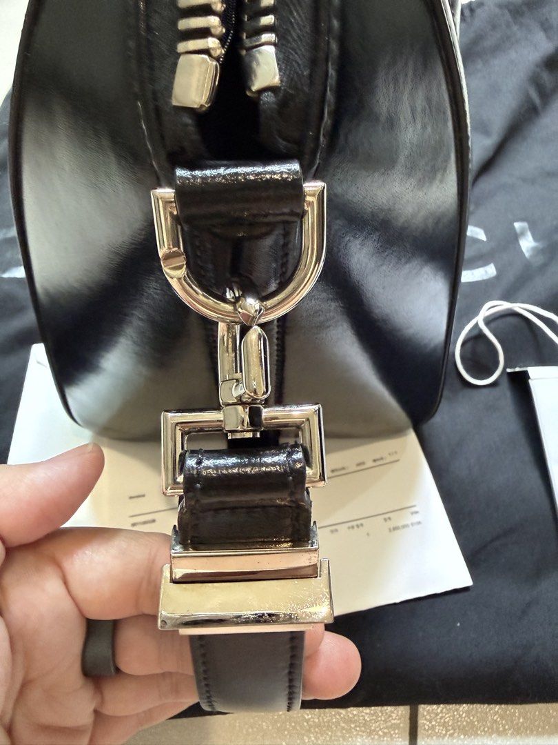 Givenchy Antigona Small Bag Black Leather (Category: Luxury Bags & Wallets) located in Pasig City. Submitted by acv15 (Listing ID 1461823574, Image 3). Description: - Authentic Givenchy Antigona Small Bag - Color: Black - Material: Leather - Purchase Date: March 28, 2023 - Includes: Dust bag, authenticity card, shopping bag - Ideal for: Everyday use.