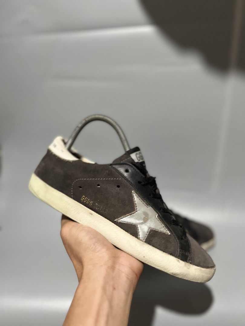 Golden goose (Category: Sneakers) located in Cagayan de Oro. Submitted by david_thrift (Listing ID 1461925325, Image 2). Description: .