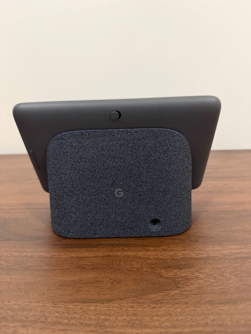 Google Nest Hub Gen 2 JP version (Category: Entertainment Systems & Smart Home Devices) located in Manila. Submitted by crafttraps (Listing ID 1461986618, Image 2). Description: Bought it September 2026, don't like it. Comes with original plug and box. 7" touchscreen display WiFi and Bluetooth connectivity Japanese version but can switch to English. .