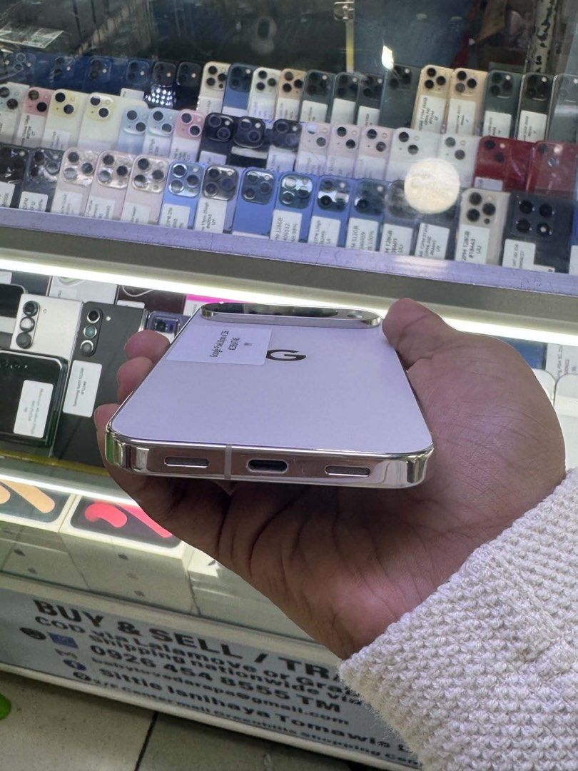 Google Pixel 10 Pro XL 256gb FU No issue All working (Category: Google Pixel) located in San Juan City. Submitted by javedsgadgetshop (Listing ID 1461813460, Image 2). Description: WE BUY AND SELL SO PWEDE MAGBINTA OR SWAP ! INSTALLMENT OPTIONS : SPAY LATER / GGIVES / CREDIT CARD / SKYRO / HOMECREDIT (BRANDNEW) Quick Specs : 💵 Google Pixel 10 Pro XL •256gb •US Variant •Good batt health •Factory Unlock •95% Smoothness •No hidden issue | No Repair