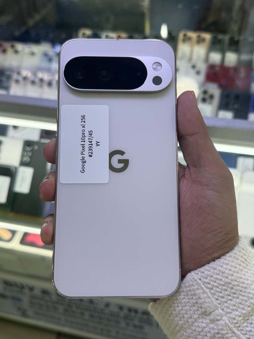 Google Pixel 10 Pro XL 256gb FU No issue All working (Category: Google Pixel) located in San Juan City. Submitted by javedsgadgetshop (Listing ID 1461813460, Image 1). Description: WE BUY AND SELL SO PWEDE MAGBINTA OR SWAP ! INSTALLMENT OPTIONS : SPAY LATER / GGIVES / CREDIT CARD / SKYRO / HOMECREDIT (BRANDNEW) Quick Specs : 💵 Google Pixel 10 Pro XL •256gb •US Variant •Good batt health •Factory Unlock •95% Smoothness •No hidden issue | No Repair