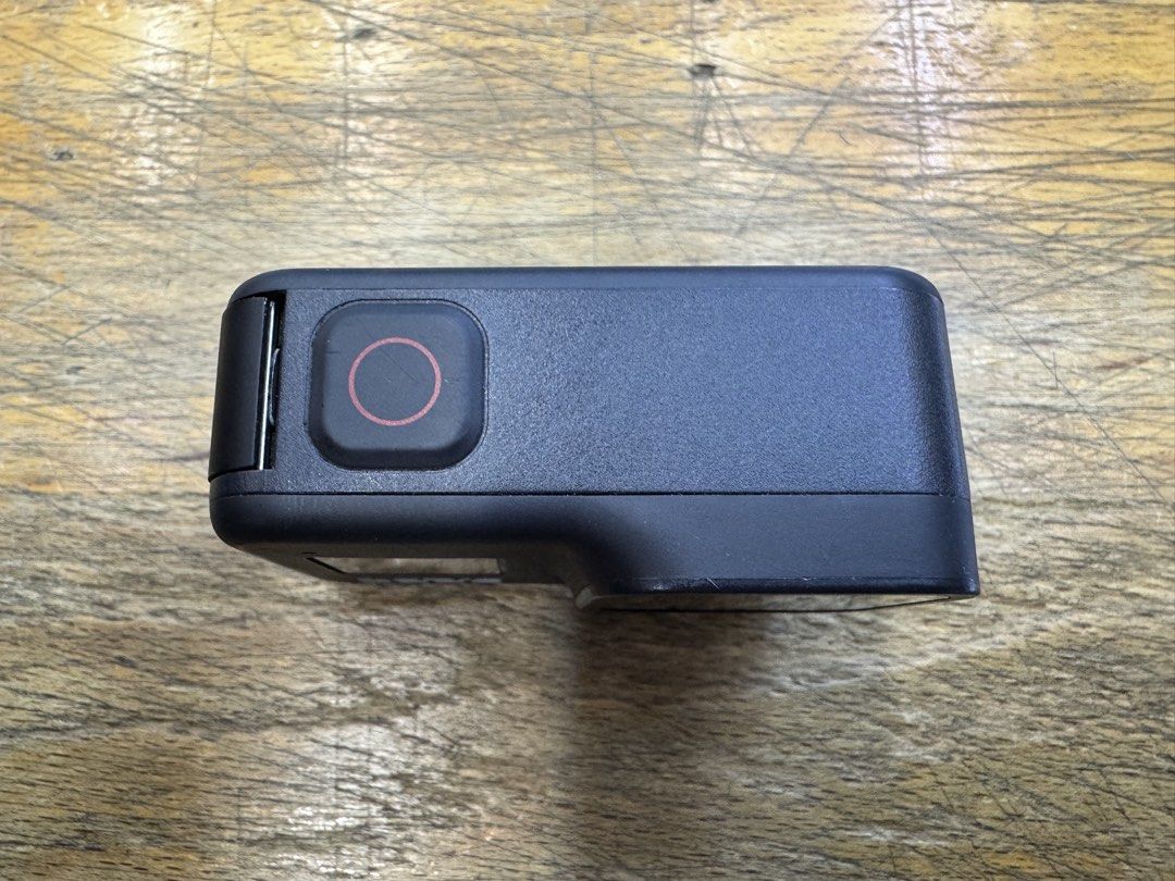 Gopro 8 （分類：攝錄機）位於 Hong Kong。 由 figocat 提交（商品編號 1461842555，圖片 3）。簡介： 凈機 1電池。