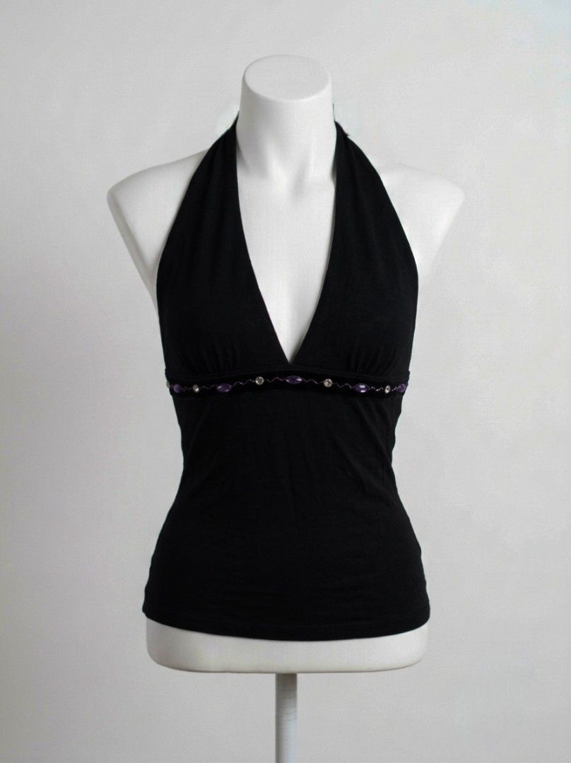 Gothic halter top (Category: Others Tops) located in Cotabato. Submitted by winonasallure (Listing ID 1461892745, Image 1). Description: size: xs .