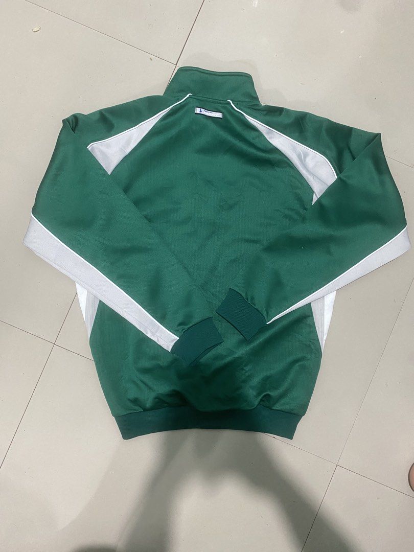 Green Halfzip TrackJacket (Category: Coats, Jackets and Outerwear) located in Quezon City. Submitted by mystic_dionson (Listing ID 1461844181, Image 3). Description: - L on tag - 20 x 26 dimes - still negotiable - 10/10 condi - 10/10 color rate 📍Nova, QC MOP: Paymaya, Gcash, Maribank MOD: Lalamove, JNT .