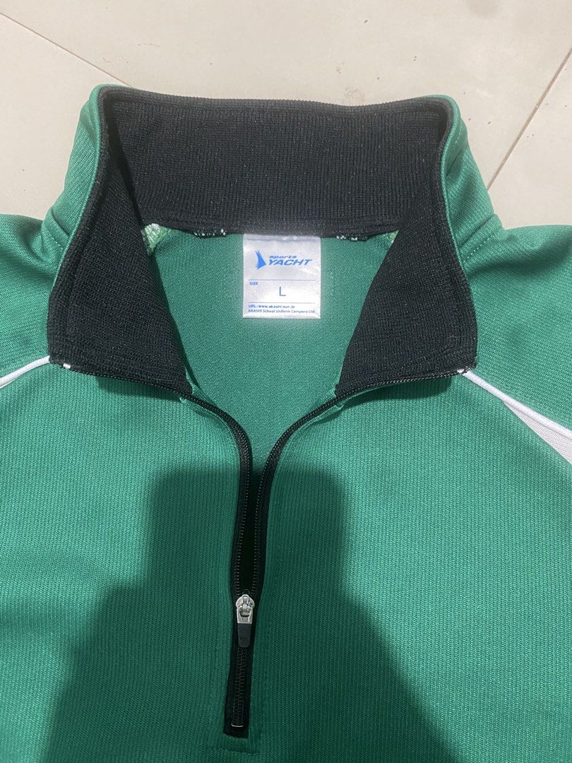 Green Halfzip TrackJacket (Category: Coats, Jackets and Outerwear) located in Quezon City. Submitted by mystic_dionson (Listing ID 1461844181, Image 2). Description: - L on tag - 20 x 26 dimes - still negotiable - 10/10 condi - 10/10 color rate 📍Nova, QC MOP: Paymaya, Gcash, Maribank MOD: Lalamove, JNT .