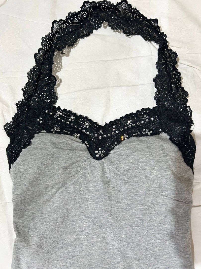 Grey Halter Top with Black Lace Trim (Category: Sleeveless) located in Caloocan City. Submitted by geliethrift_26 (Listing ID 1461804611, Image 3). Description: fits s-m, stratchable cotton fab no issue.