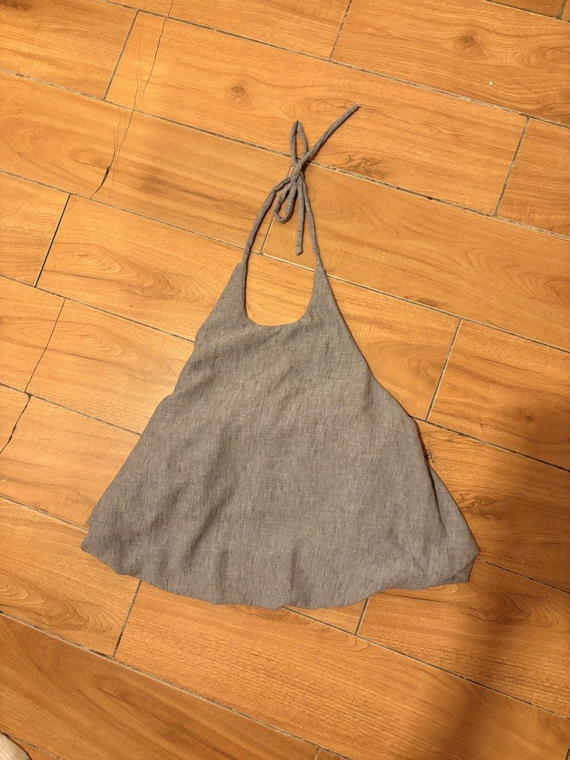 Grey Linen Halter Neck Top (Category: Sleeveless) located in Mandaluyong City. Submitted by boopiefinds (Listing ID 1461983317, Image 2). Description: .
