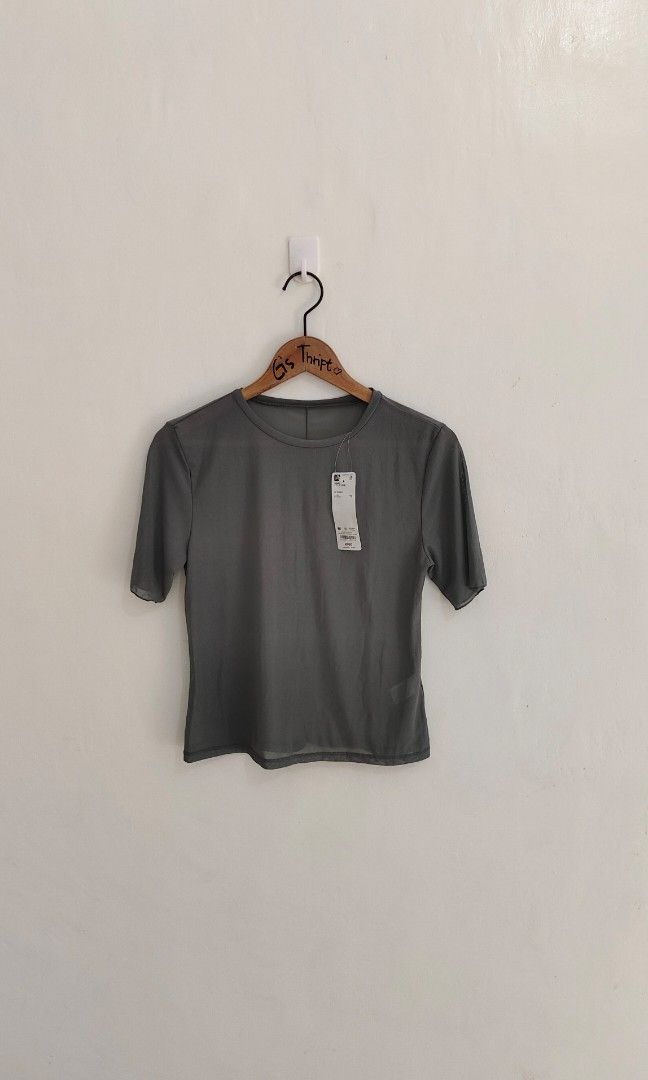 GU blouse (Category: Blouses) located in Mati. Submitted by gsthrift (Listing ID 1461889855, Image 1). Description: .