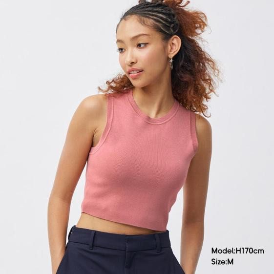 GU Knit Cropped Top (Uniqlo) (Category: Sleeveless) located in Mandaluyong City. Submitted by chubskalichummyjuno (Listing ID 1461920051, Image 2). Description: GU Knit Cropped Top (Uniqlo) XL Stretchable Good as new, no flaws or issue. Mandaluyong City ₱395.
