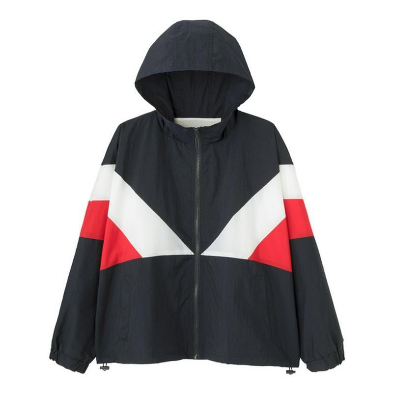 GU Oversized Parka Jacket (Uniqlo) (Category: Coats, Jackets and Outerwear) located in Mandaluyong City. Submitted by chubskalichummyjuno (Listing ID 1461917918, Image 3). Description: GU Color Block Parka Jacket (Uniqlo) Medium Width: 25” Length: 25” No issue, good as new. ₱950 Mandaluyong City.