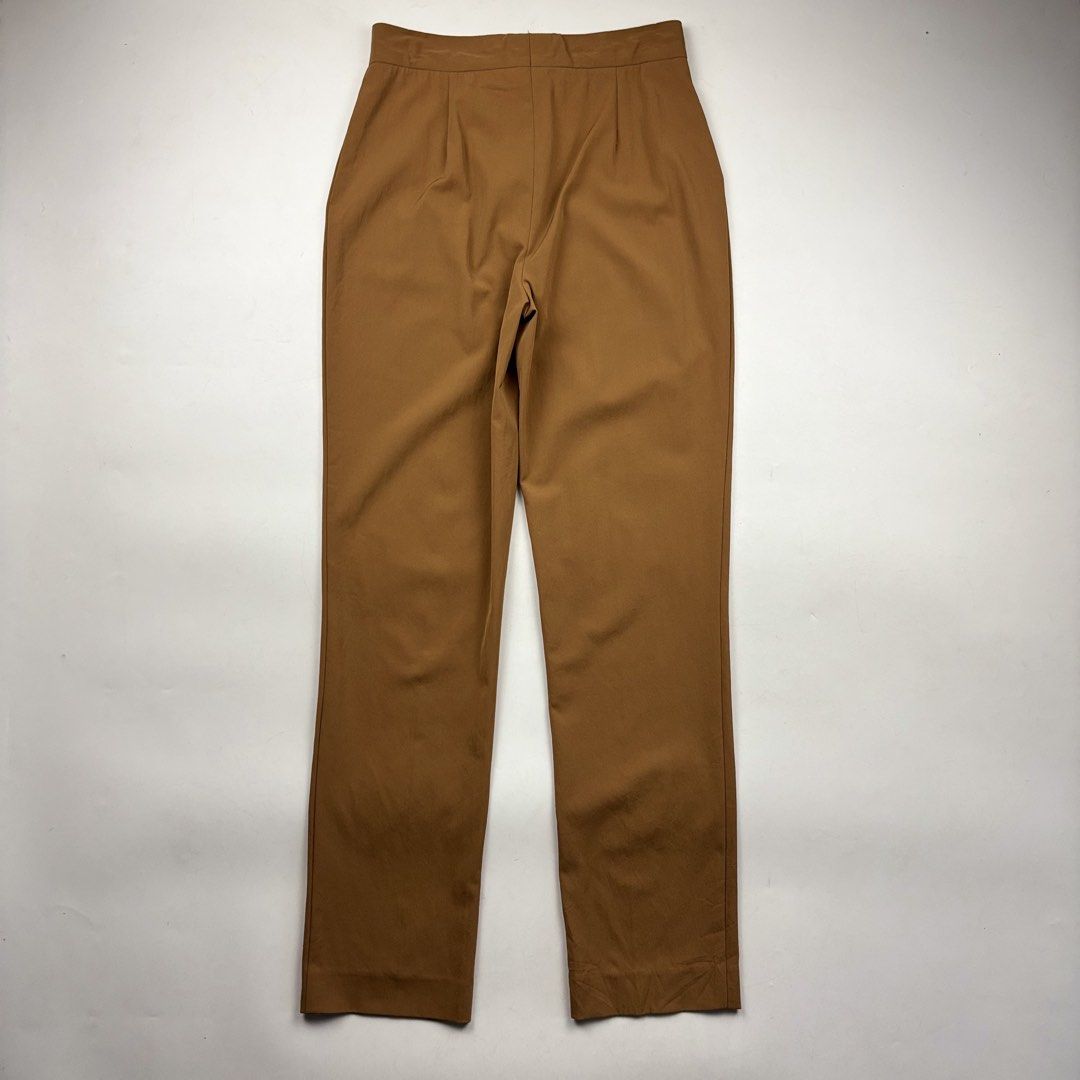 Gucci - Tom Ford - Trousers (Category: Other Bottoms) located in Makati City. Submitted by ragrepository (Listing ID 1461951497, Image 2). Description: Gucci - Tom Ford - Trousers Tagged as 38 Waist- 13” Front rise-11” Back rise-11.5” Inseam-28” Outseam-39” Thigh-10.5” Knee-7.5” Leg opening-6.5” Condition-9/10 Flaw- None .