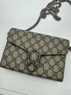 (Category: ) located in . Submitted by luxurose (Listing ID 1461926487, Image 1). Description: .