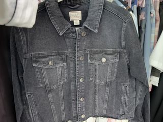 (Category: ) located in . Submitted by mail_meetup (Listing ID 1462004466, Image 1). Description: .