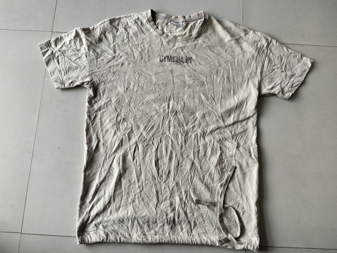 Gymshark t-shirts (Category: Activewear) located in San Carlos City. Submitted by guioverlua72920 (Listing ID 1462030792, Image 1). Description: Gymshark t-shirts Small on tag W20 L27 Excellent condition No issue ₱450+sf location San Carlos city Negros Occidental.