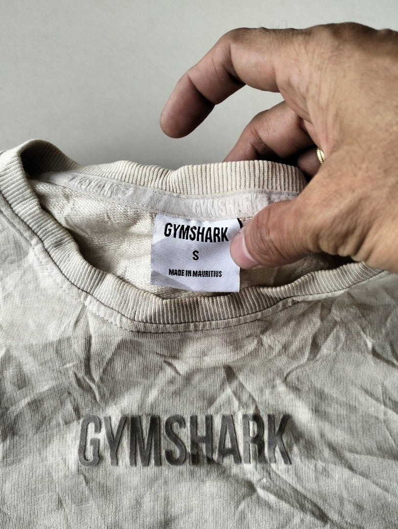 Gymshark t-shirts (Category: Activewear) located in San Carlos City. Submitted by guioverlua72920 (Listing ID 1462030792, Image 3). Description: Gymshark t-shirts Small on tag W20 L27 Excellent condition No issue ₱450+sf location San Carlos city Negros Occidental.