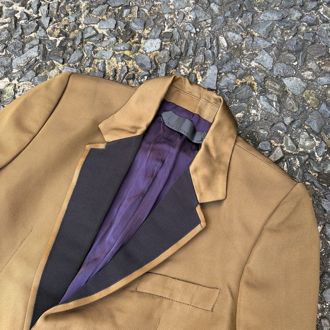 Haider Ackermann Essex Bronze Jacket Spring 2014 (Category: Coats, Jackets and Outerwear) located in Manila. Submitted by stablesource (Listing ID 1461909151, Image 3). Description: Haider Ackermann Essex Bronze Jacket Spring 2014 Size 36 Dimension: 17.5 Width 23.5 Length Excellent Kindly Check All Details Before Purchase🤝.