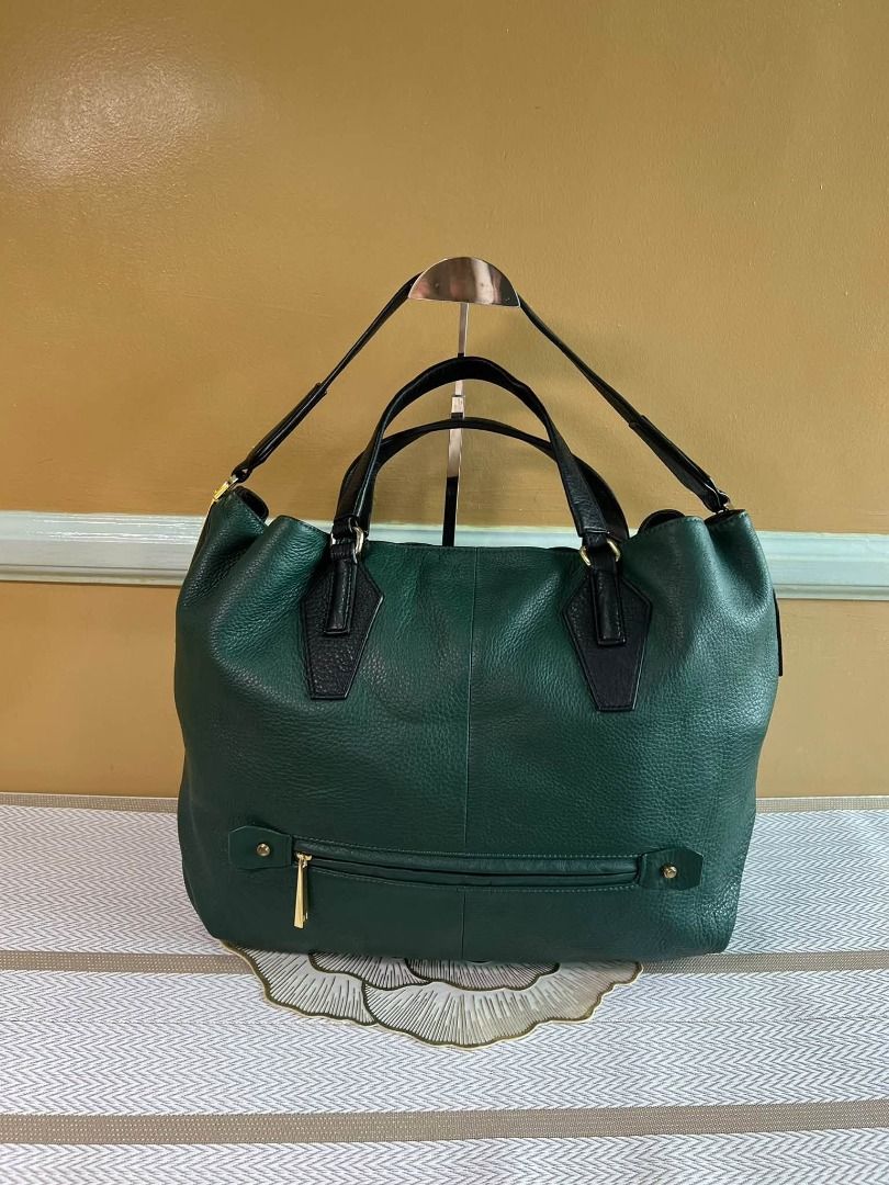 Halston Heritage Brand Shoulder or Hand Bag (Category: Tote Bags) located in Quezon City. Submitted by bellafashion08 (Listing ID 1461805398, Image 1). Description: Dimension: - Height = 12 in. - Length = 14 in. * From U.S * Nice in actual .