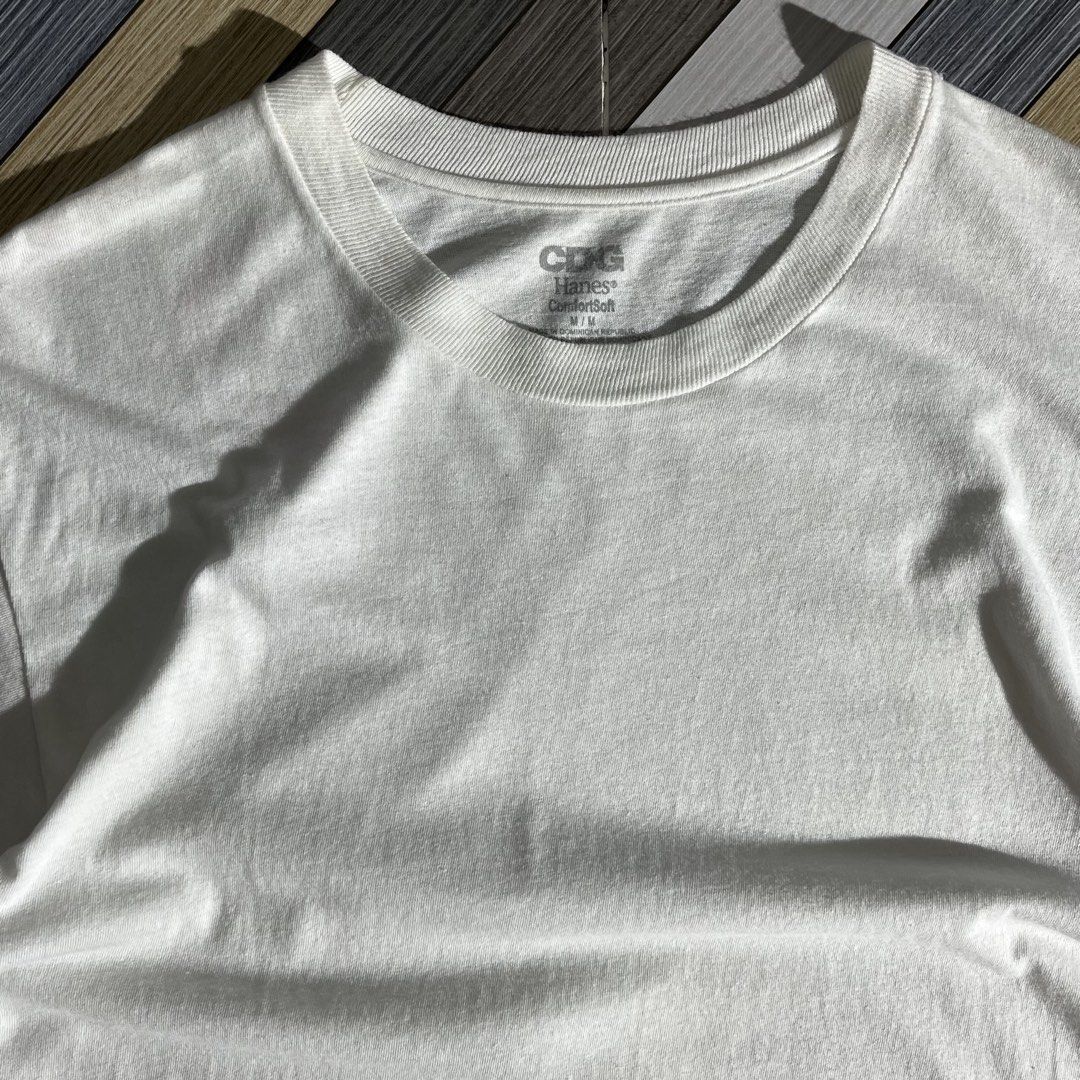 Hanes x COMME des GARÇONS Basic Tee (Category: Tshirts & Polo Shirts ) located in Daraga. Submitted by th3cliquejunks (Listing ID 1461980253, Image 2). Description: Hanes x COMME des GARÇONS Basic Tee Tagged Size: Medium Condition: 9.5/10 No major flaw Measurement: Pit to pit: 19” Length: 29” - 1,000 Dm!.
