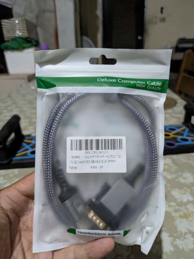 Hdmi to vga cable (Category: Computer Parts) located in Angeles City. Submitted by renzyboypalaboy (Listing ID 1461937762, Image 1). Description: brand new not sure kung ilan meters walang nakalagay item is sealed unopened.