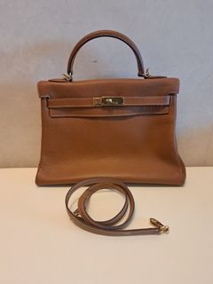 （分類：）位於 。 由 prelovedcorner14 提交（商品編號 1461841786，圖片 1）。簡介： 。