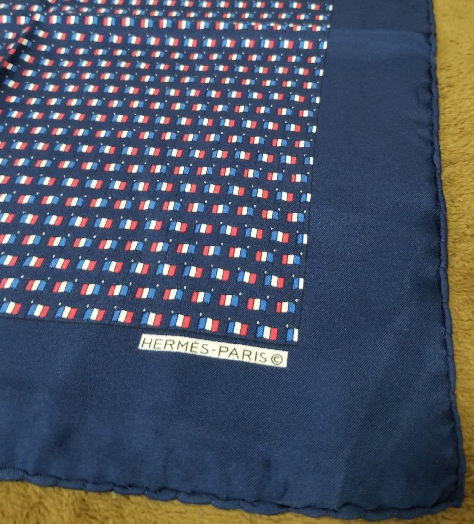 Hermes Silk Handkerchief/Small Bandana (100% Authentic) (Category: Scarves) located in Quezon City. Submitted by scarfandhandkiesroyaltyph (Listing ID 1461964478, Image 2). Description: Hermes Silk Handkerchief/Small Bandana (100% Authentic) Price: 2800 Php A Gorgeous piece fit for a royalty! Material: Silk 100% Dimension: Appox. 17in x 17in.