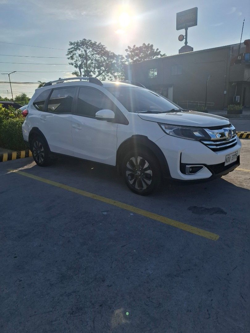 Honda BR-V (Category: Used Cars) located in Bacoor. Submitted by allanpb (Listing ID 1461942980, Image 2). Description: for sale 2021 honda brv 140k++ odo wednesday coding 520k neg.