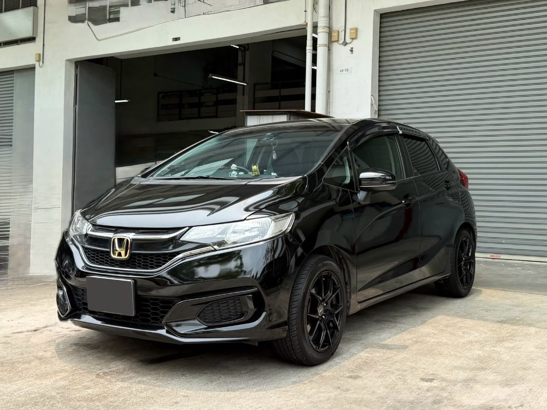 (Category: ) located in . Submitted by terra.cars.sg (Listing ID 1461838307, Image 1). Description: .