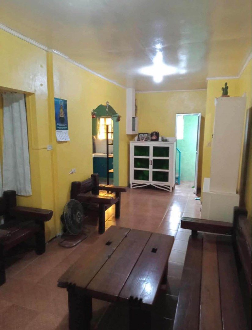 HOUSE (Category: House & Lot) located in Pasay City. Submitted by angelaaulo (Listing ID 1461914400, Image 3). Description: 🏡 **HOUSE & LOT FOR SALE — BINANGONAN, RIZAL** 🏡 HOUSE AND LOT FOR SALE 📍 San Carlos, Tayuman, Binangonan Rizal Accessible to: Sacred Heart Parish, Alfamart Tayuman 🏠 **Property Details:** • 86 sqm total land area • 86 sqm • 2 Bedrooms • 1 Toilet and Bath • Clean Title • Updated Amilyar • Owner-Seller Direct 📩 **PM FOR 