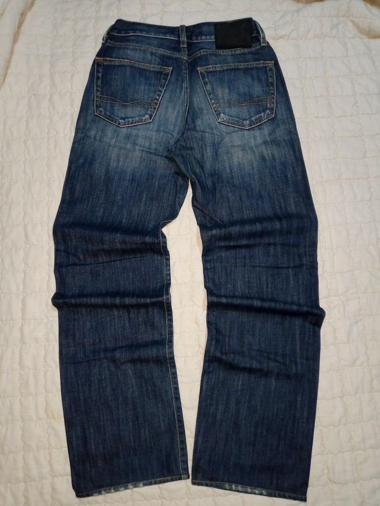 HUGO BOSS Denim Jeans (Category: Jeans) located in Allen. Submitted by milyonaryung_gipit (Listing ID 1461852872, Image 2). Description: - Classic blue denim jeans from HUGO BOSS - Straight leg fit - Button fly closure - reSize 28-29 - Length 41 - Two front and two back pockets - Subtle distressing for a worn-in, casual look.