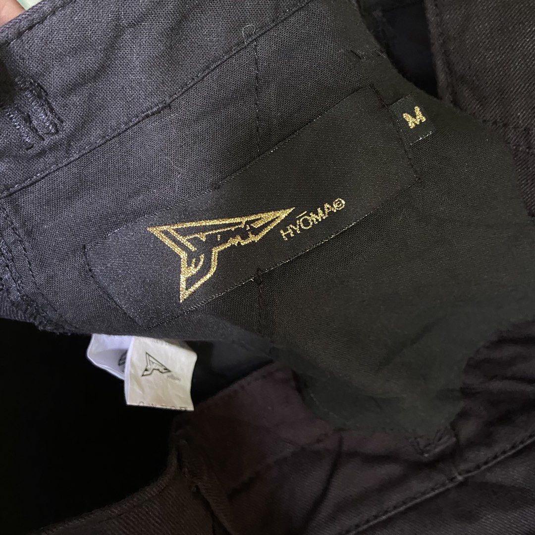 HYOMA - DENIM SKIRT AUTHENTIC (Category: Activewear) located in Bacolod City. Submitted by mic_moneyyyyy (Listing ID 1462030624, Image 3). Description: HYOMA - DENIM SKIRT Size : Tagged as Medium Width : 30 Length : 15 Condition : Excellent No issue need wash .
