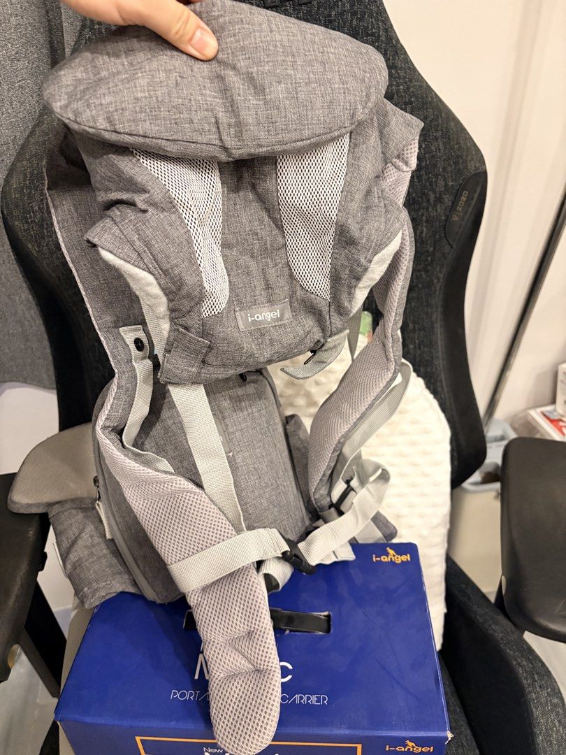 i-Angel Magic Portable Hipseat Carrier (Category: Carriers & Slings) located in Dasmarinas. Submitted by the_zoneshop.ph (Listing ID 1461966987, Image 2). Description: - i-Angel New Magic hipseat carrier - Color: Grey - Includes original box - Designed for portability - Ensures comfortable carrying for your little one - Used few times since this is our extra carrier - Feel free to ask questions!.