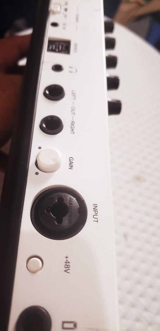 IK Multimedia iRig Keys I/O 25-Key MIDI Keyboard Controller (Category: Computer Keyboard) located in Marikina City. Submitted by racoon143 (Listing ID 1461812796, Image 3). Description: - 25-key MIDI keyboard with knobs and pads - Inputs for microphone and line-level signals - Headphone output and stereo outputs - Includes +48V phantom power - Ideal for portable music production.