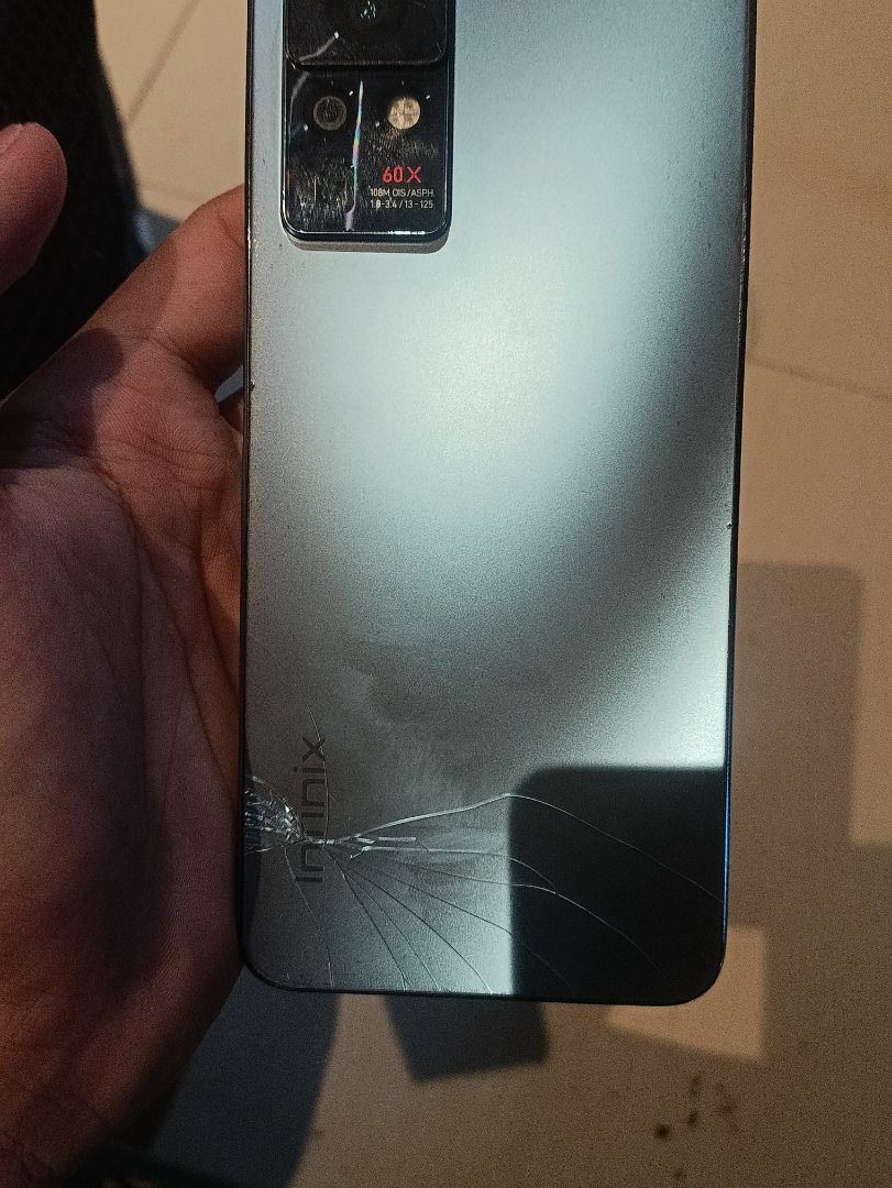 INFINIX ZERO X PRO(2021) (Category: Android Others) located in Caloocan City. Submitted by calmhorse.910c20 (Listing ID 1461873133, Image 3). Description: sell only infinix zero x pro 8/256 working smooth, display still good 120hz amoled, cameras working orig charger included, fast charging working full charge in under an hour issues: no power/volume buttons cracked back glass slight separation sa back panel sa isang part(can send pics pm lang) n