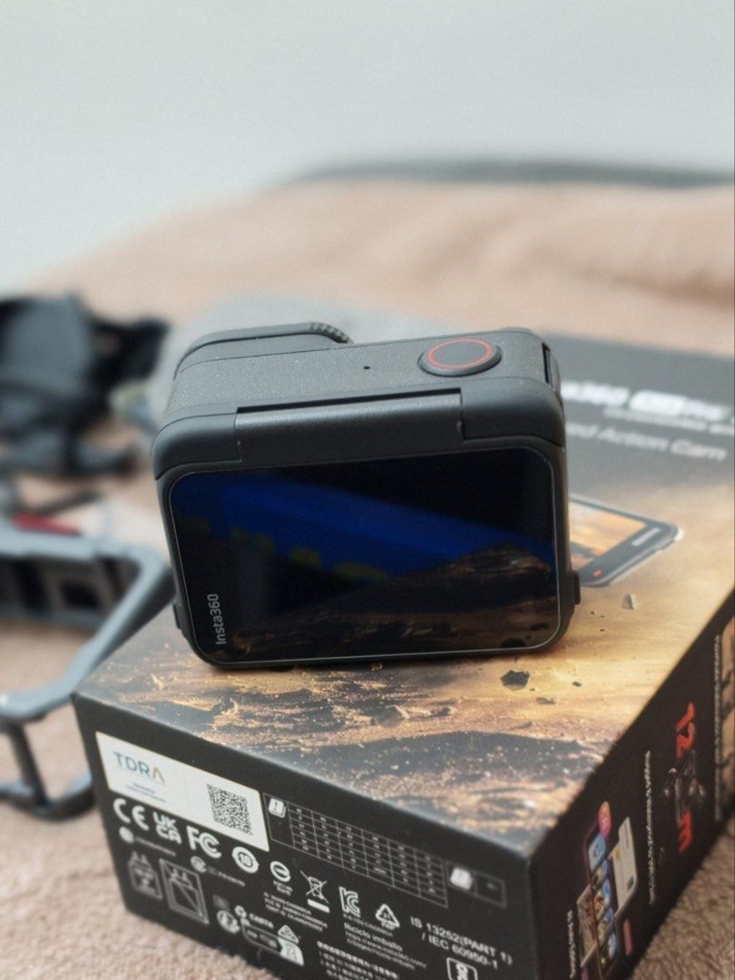 Insta360 Ace Pro 2 (Category: Cameras) located in Pasig City. Submitted by cathee27 (Listing ID 1461894430, Image 2). Description: Selling my Insta360 Ace Pro 2 bundled with: ✅ Xplorer Grip Kit ✅ Accessories ✅ Protective Hard Case ✅ Camera + included accessories 🎥 Great for travel, vlogging, TikTok, outdoor adventures, motorcycle rides, and content creation. 📸 Condition: Like new, seldom used 💰 Price: ₱22k (fixed) 📍 Location: Binangonan Rizal
