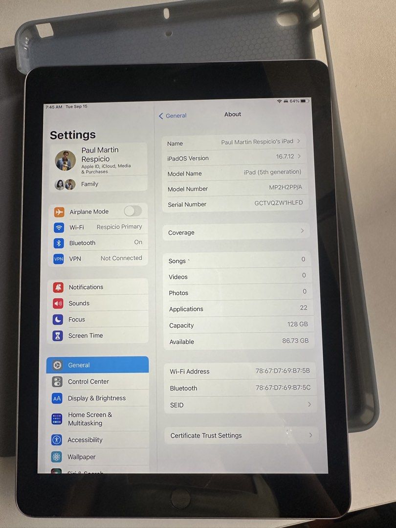 iPad 5th Generation 128 GB (Category: iPad) located in Manila. Submitted by camiecon (Listing ID 1461908129, Image 3). Description: No box, no charger With free case Price negotiable Location: BGC Payment via BDO.