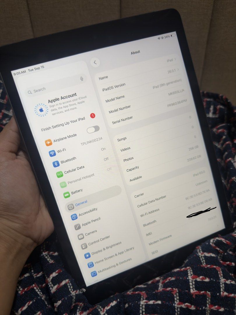 iPad 9th Gen 256GB (Category: iPad) located in Pasig City. Submitted by fromthesistersshop (Listing ID 1461983821, Image 3). Description: iPad 9th Gen •10.2-inch Retina Display •256GB ( US SPECS ) •4G + WiFi ( with sim card slot ) •Touch ID working perfectly •Cameras working •Speakers working •Battery still in good condition •No history of repair •iCloud/Apple ID ready for reset •Complete and ready to use •A few visible screen scratches 📍Pasig C